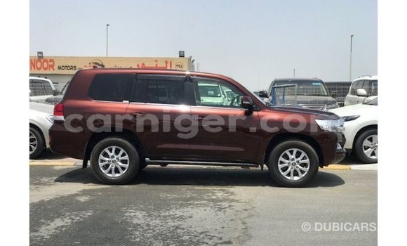 Acheter Import Utilitaire Toyota Land Cruiser Rouge à Import - Dubai, Agadez Acheter Import Utilitaire Toyota Land Cruiser Rouge à Import - Dubai, Agadez