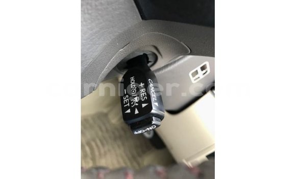 Acheter Import Utilitaire Toyota Land Cruiser Rouge à Import - Dubai, Agadez Acheter Import Utilitaire Toyota Land Cruiser Rouge à Import - Dubai, Agadez