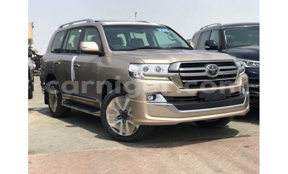 Buy Import Toyota Land Cruiser Other Truck in Import - Dubai in Agadez Buy Import Toyota Land Cruiser Other Truck in Import - Dubai in Agadez