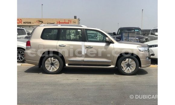 Acheter Import Utilitaire Toyota Land Cruiser Autre à Import - Dubai, Agadez Acheter Import Utilitaire Toyota Land Cruiser Autre à Import - Dubai, Agadez