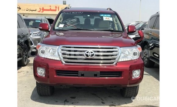 Sayi Imported Toyota Land Cruiser Red Babbar mota in Import - Dubai a Agadez Sayi Imported Toyota Land Cruiser Red Babbar mota in Import - Dubai a Agadez