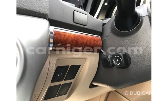 Sayi Imported Toyota Land Cruiser Red Babbar mota in Import - Dubai a Agadez Sayi Imported Toyota Land Cruiser Red Babbar mota in Import - Dubai a Agadez