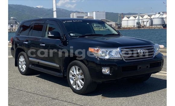 Sayi Imported Toyota Land Cruiser Black Babbar mota in Import - Dubai a Agadez Sayi Imported Toyota Land Cruiser Black Babbar mota in Import - Dubai a Agadez