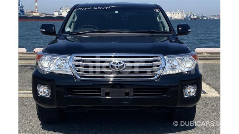 Big with watermark toyota land cruiser agadez import dubai 7177