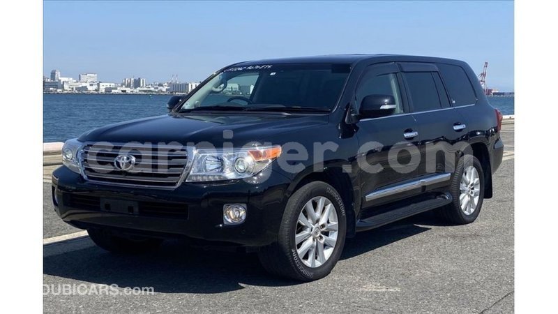 Big with watermark toyota land cruiser agadez import dubai 7177