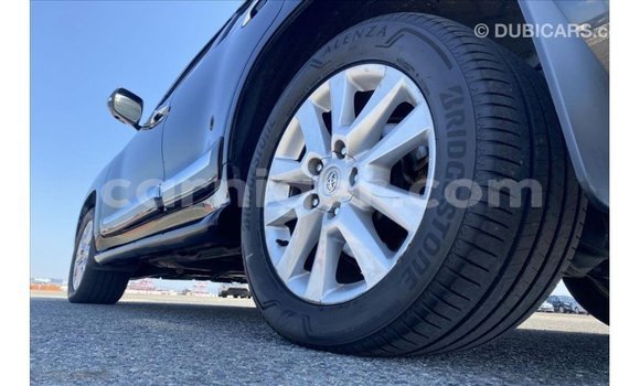 Sayi Imported Toyota Land Cruiser Black Babbar mota in Import - Dubai a Agadez Sayi Imported Toyota Land Cruiser Black Babbar mota in Import - Dubai a Agadez