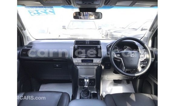 Sayi Imported Toyota Prado Blue Mota in Import - Dubai a Agadez Sayi Imported Toyota Prado Blue Mota in Import - Dubai a Agadez