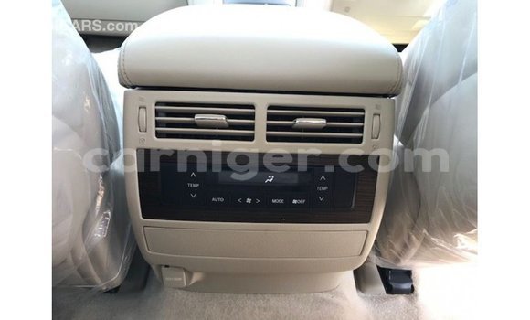 Sayi Imported Toyota Land Cruiser Black Babbar mota in Import - Dubai a Agadez Sayi Imported Toyota Land Cruiser Black Babbar mota in Import - Dubai a Agadez