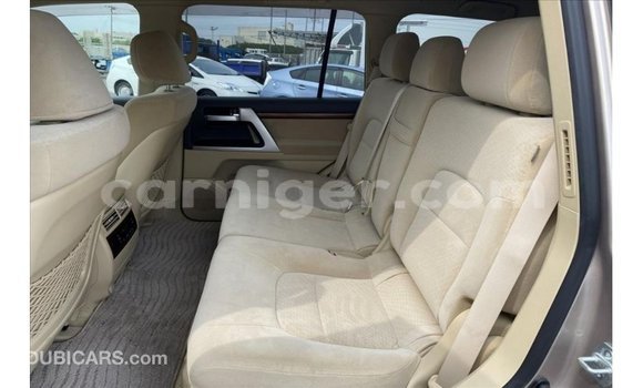 Sayi Imported Toyota Land Cruiser Other Babbar mota in Import - Dubai a Agadez Sayi Imported Toyota Land Cruiser Other Babbar mota in Import - Dubai a Agadez