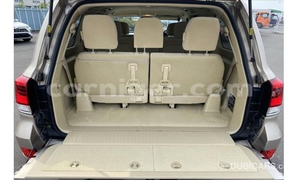 Sayi Imported Toyota Land Cruiser Other Babbar mota in Import - Dubai a Agadez Sayi Imported Toyota Land Cruiser Other Babbar mota in Import - Dubai a Agadez