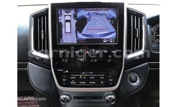 اشتري Imported Toyota Land Cruiser White شاحنة في Import - Dubai في أغاديز اشتري Imported Toyota Land Cruiser White شاحنة في Import - Dubai في أغاديز