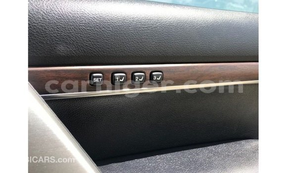 اشتري Imported Toyota Land Cruiser White شاحنة في Import - Dubai في أغاديز اشتري Imported Toyota Land Cruiser White شاحنة في Import - Dubai في أغاديز