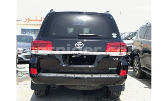 Sayi Imported Toyota Land Cruiser Black Babbar mota in Import - Dubai a Agadez Sayi Imported Toyota Land Cruiser Black Babbar mota in Import - Dubai a Agadez