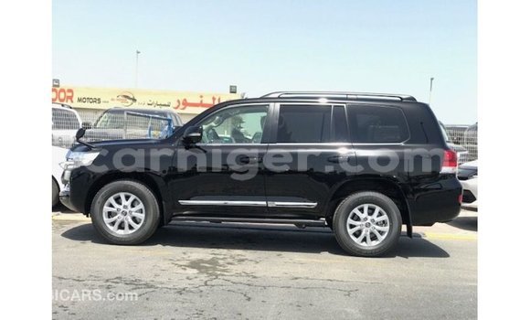 Sayi Imported Toyota Land Cruiser Black Babbar mota in Import - Dubai a Agadez Sayi Imported Toyota Land Cruiser Black Babbar mota in Import - Dubai a Agadez