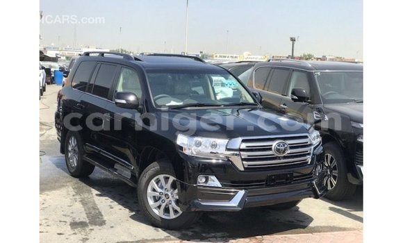 Sayi Imported Toyota Land Cruiser Black Babbar mota in Import - Dubai a Agadez Sayi Imported Toyota Land Cruiser Black Babbar mota in Import - Dubai a Agadez