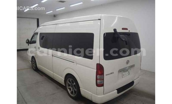 Buy Import Toyota Hiace White Car in Import - Dubai in Agadez Buy Import Toyota Hiace White Car in Import - Dubai in Agadez
