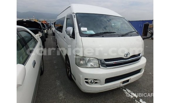 Buy Import Toyota Hiace White Car in Import - Dubai in Agadez Buy Import Toyota Hiace White Car in Import - Dubai in Agadez