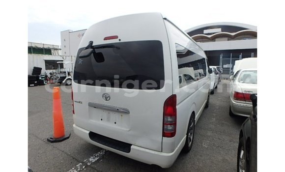 Buy Import Toyota Hiace White Car in Import - Dubai in Agadez Buy Import Toyota Hiace White Car in Import - Dubai in Agadez