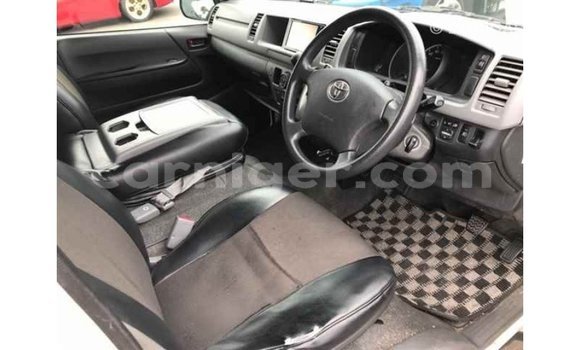 Buy Import Toyota Hiace White Car in Import - Dubai in Agadez Buy Import Toyota Hiace White Car in Import - Dubai in Agadez