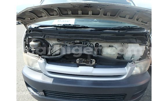 Buy Import Toyota Hiace White Car in Import - Dubai in Agadez Buy Import Toyota Hiace White Car in Import - Dubai in Agadez