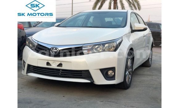 Sayi Imported Toyota Corolla White Mota in Import - Dubai a Agadez Sayi Imported Toyota Corolla White Mota in Import - Dubai a Agadez