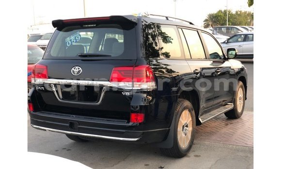 Sayi Imported Toyota Land Cruiser Black Babbar mota in Import - Dubai a Agadez Sayi Imported Toyota Land Cruiser Black Babbar mota in Import - Dubai a Agadez