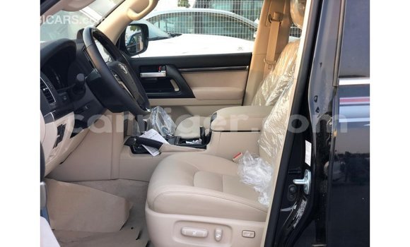 Sayi Imported Toyota Land Cruiser Black Babbar mota in Import - Dubai a Agadez Sayi Imported Toyota Land Cruiser Black Babbar mota in Import - Dubai a Agadez