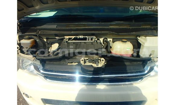 Buy Import Toyota Hiace White Car in Import - Dubai in Agadez Buy Import Toyota Hiace White Car in Import - Dubai in Agadez