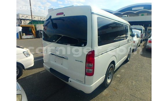 Buy Import Toyota Hiace White Car in Import - Dubai in Agadez Buy Import Toyota Hiace White Car in Import - Dubai in Agadez