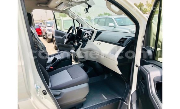 Sayi Imported Toyota Hiace White Mota in Import - Dubai a Agadez Sayi Imported Toyota Hiace White Mota in Import - Dubai a Agadez