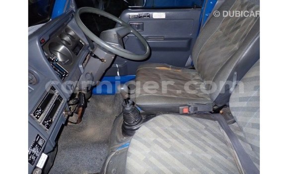 Buy Import Toyota Dyna Blue Truck in Import - Dubai in Agadez Buy Import Toyota Dyna Blue Truck in Import - Dubai in Agadez
