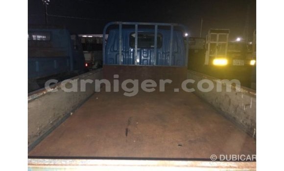 Buy Import Toyota Dyna Blue Truck in Import - Dubai in Agadez Buy Import Toyota Dyna Blue Truck in Import - Dubai in Agadez