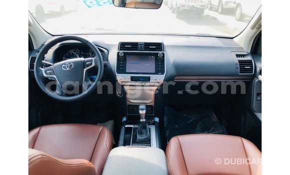 Sayi Imported Toyota Prado Black Mota in Import - Dubai a Agadez Sayi Imported Toyota Prado Black Mota in Import - Dubai a Agadez