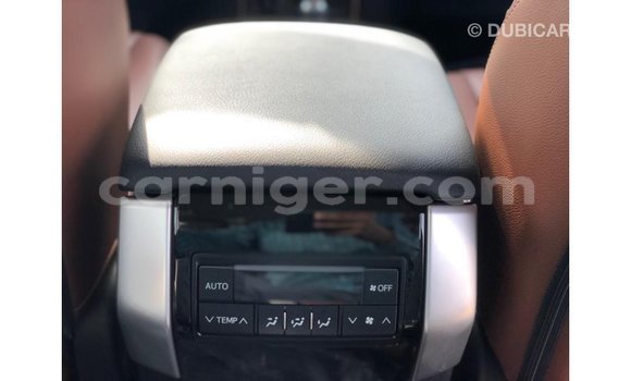 Sayi Imported Toyota Prado Black Mota in Import - Dubai a Agadez Sayi Imported Toyota Prado Black Mota in Import - Dubai a Agadez