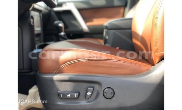 Sayi Imported Toyota Prado Black Mota in Import - Dubai a Agadez Sayi Imported Toyota Prado Black Mota in Import - Dubai a Agadez