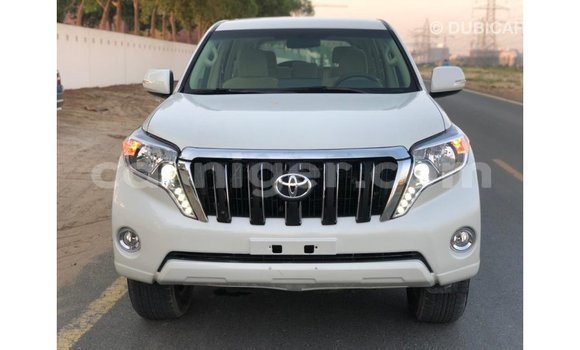 Sayi Imported Toyota Prado White Mota in Import - Dubai a Agadez Sayi Imported Toyota Prado White Mota in Import - Dubai a Agadez