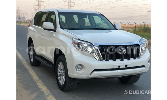 Sayi Imported Toyota Prado White Mota in Import - Dubai a Agadez Sayi Imported Toyota Prado White Mota in Import - Dubai a Agadez