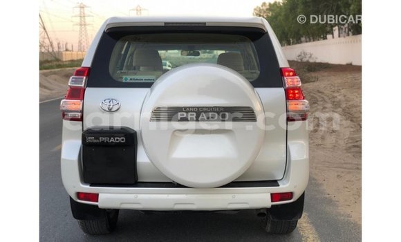 Sayi Imported Toyota Prado White Mota in Import - Dubai a Agadez Sayi Imported Toyota Prado White Mota in Import - Dubai a Agadez