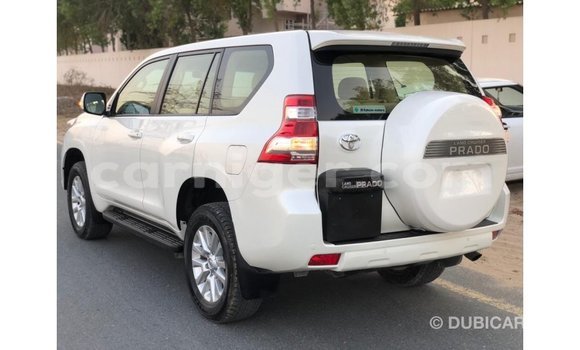 Sayi Imported Toyota Prado White Mota in Import - Dubai a Agadez Sayi Imported Toyota Prado White Mota in Import - Dubai a Agadez