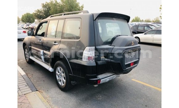 Sayi Imported Mitsubishi Pajero Black Mota in Import - Dubai a Agadez Sayi Imported Mitsubishi Pajero Black Mota in Import - Dubai a Agadez