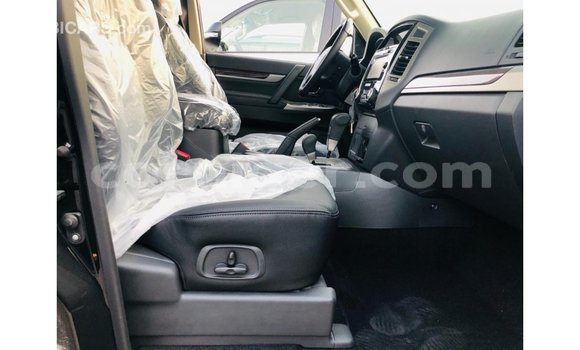 Sayi Imported Mitsubishi Pajero Black Mota in Import - Dubai a Agadez Sayi Imported Mitsubishi Pajero Black Mota in Import - Dubai a Agadez