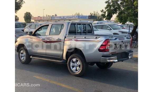 Sayi Imported Toyota Hilux Other Mota in Import - Dubai a Agadez Sayi Imported Toyota Hilux Other Mota in Import - Dubai a Agadez