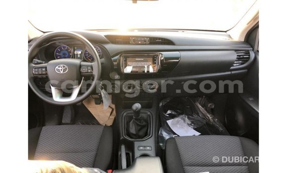 Sayi Imported Toyota Hilux Other Mota in Import - Dubai a Agadez Sayi Imported Toyota Hilux Other Mota in Import - Dubai a Agadez