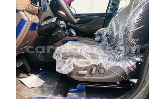 Sayi Imported Hyundai Santa Fe Green Mota in Import - Dubai a Agadez Sayi Imported Hyundai Santa Fe Green Mota in Import - Dubai a Agadez