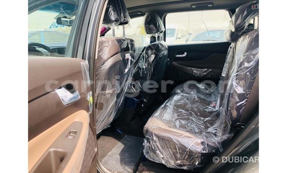 Sayi Imported Hyundai Santa Fe Green Mota in Import - Dubai a Agadez Sayi Imported Hyundai Santa Fe Green Mota in Import - Dubai a Agadez