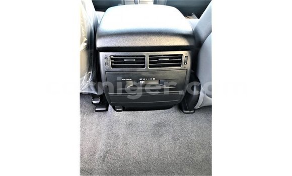 Buy Import Toyota Land Cruiser Other Truck in Import - Dubai in Agadez Buy Import Toyota Land Cruiser Other Truck in Import - Dubai in Agadez