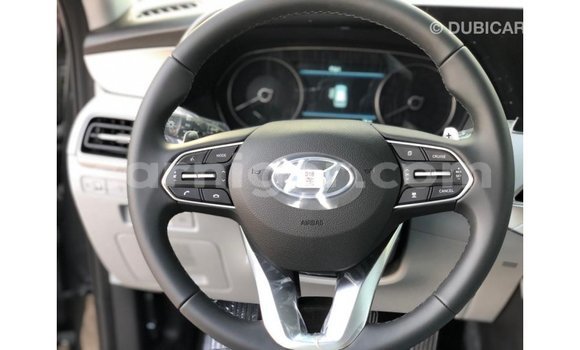 Buy Import Hyundai Chorus Other Truck in Import - Dubai in Agadez Buy Import Hyundai Chorus Other Truck in Import - Dubai in Agadez