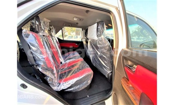 Buy Import Toyota Fortuner White Car in Import - Dubai in Agadez Buy Import Toyota Fortuner White Car in Import - Dubai in Agadez