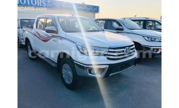 Buy Import Toyota Hilux White Car in Import - Dubai in Agadez Buy Import Toyota Hilux White Car in Import - Dubai in Agadez