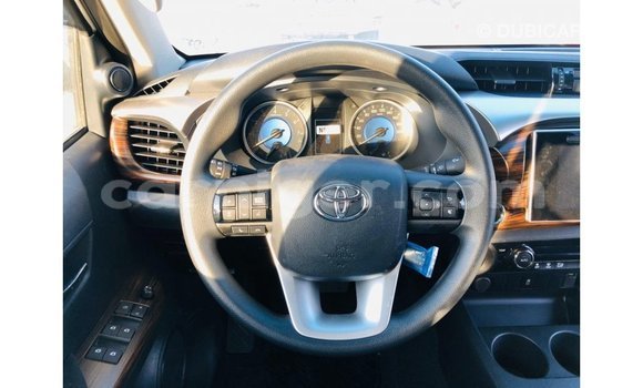 Buy Import Toyota Hilux White Car in Import - Dubai in Agadez Buy Import Toyota Hilux White Car in Import - Dubai in Agadez